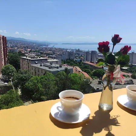 Stan Sa Otvorenim Pogledom Na Kvarner Rijeka Exterior photo